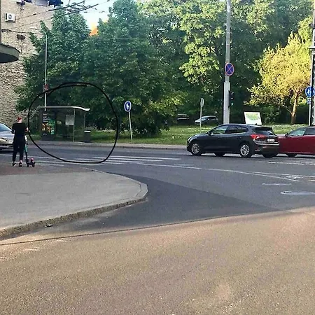 Cosy Small Apartment, Free Parking, Near Old Town Apartamento