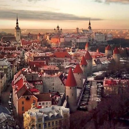 Cosy Small Apartment, Free Parking, Near Old Town *