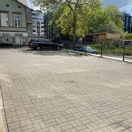 Apartmán Cosy Small Apartment, Free Parking, Near Old Town *